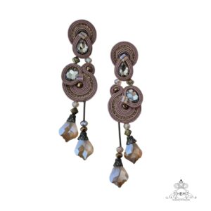Brinco soutache