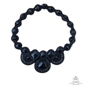 Colar  soutache