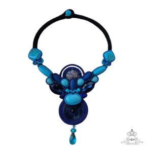 Colar  soutache