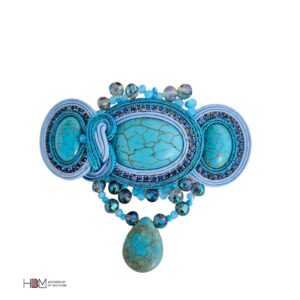 Broche de soutache