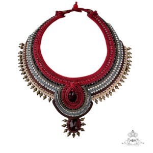Colar  soutache