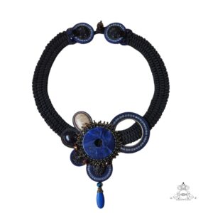 Colar soutache