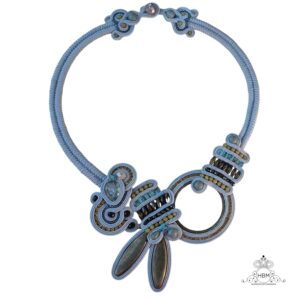 Colar soutache